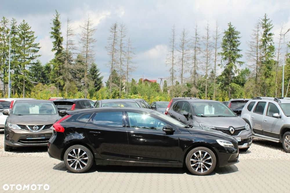 Volvo V40 D3 Geartronic Kinetic - 4