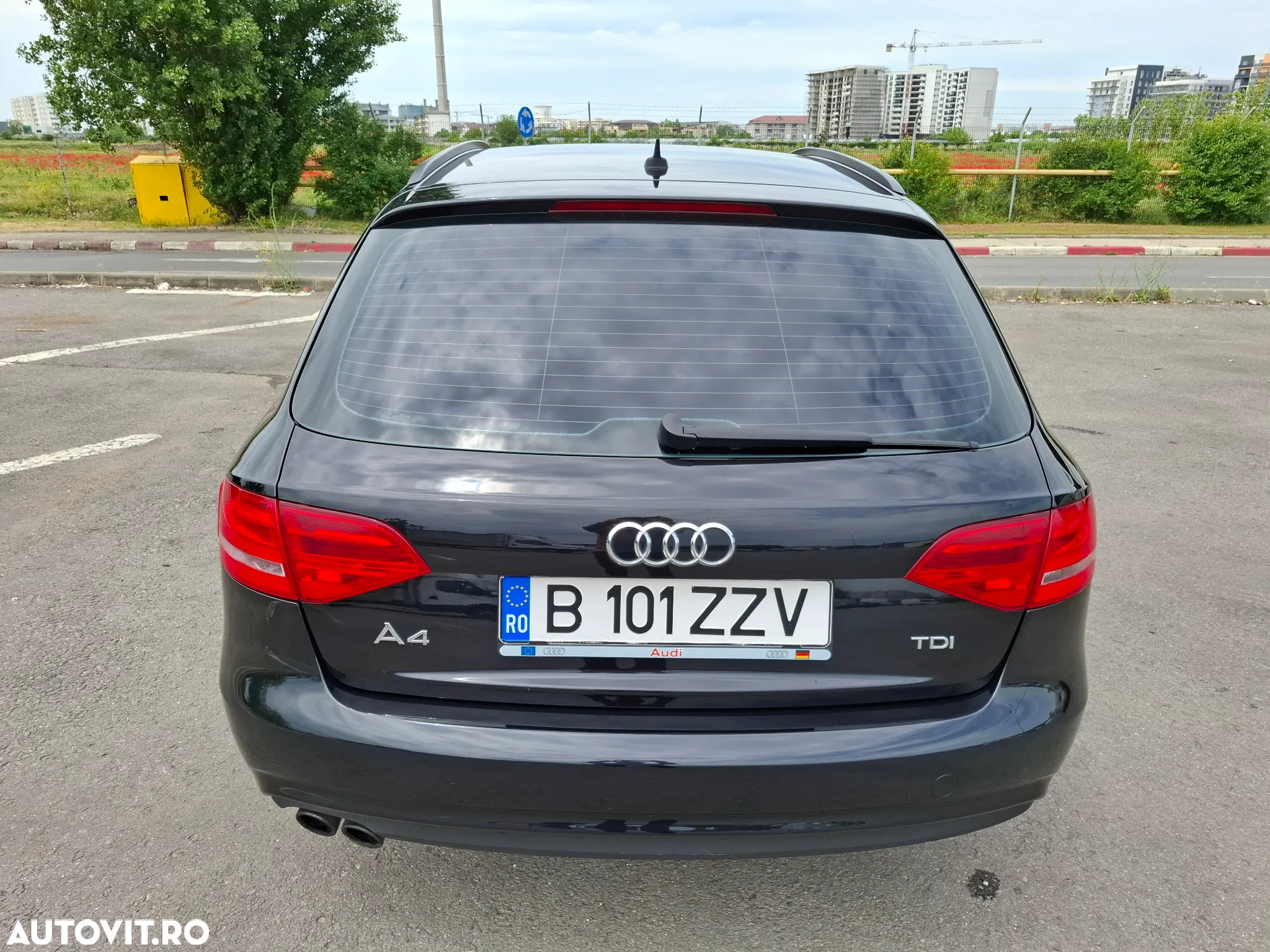 Audi A4 Avant 2.0 TDI DPF multitronic Ambiente - 9