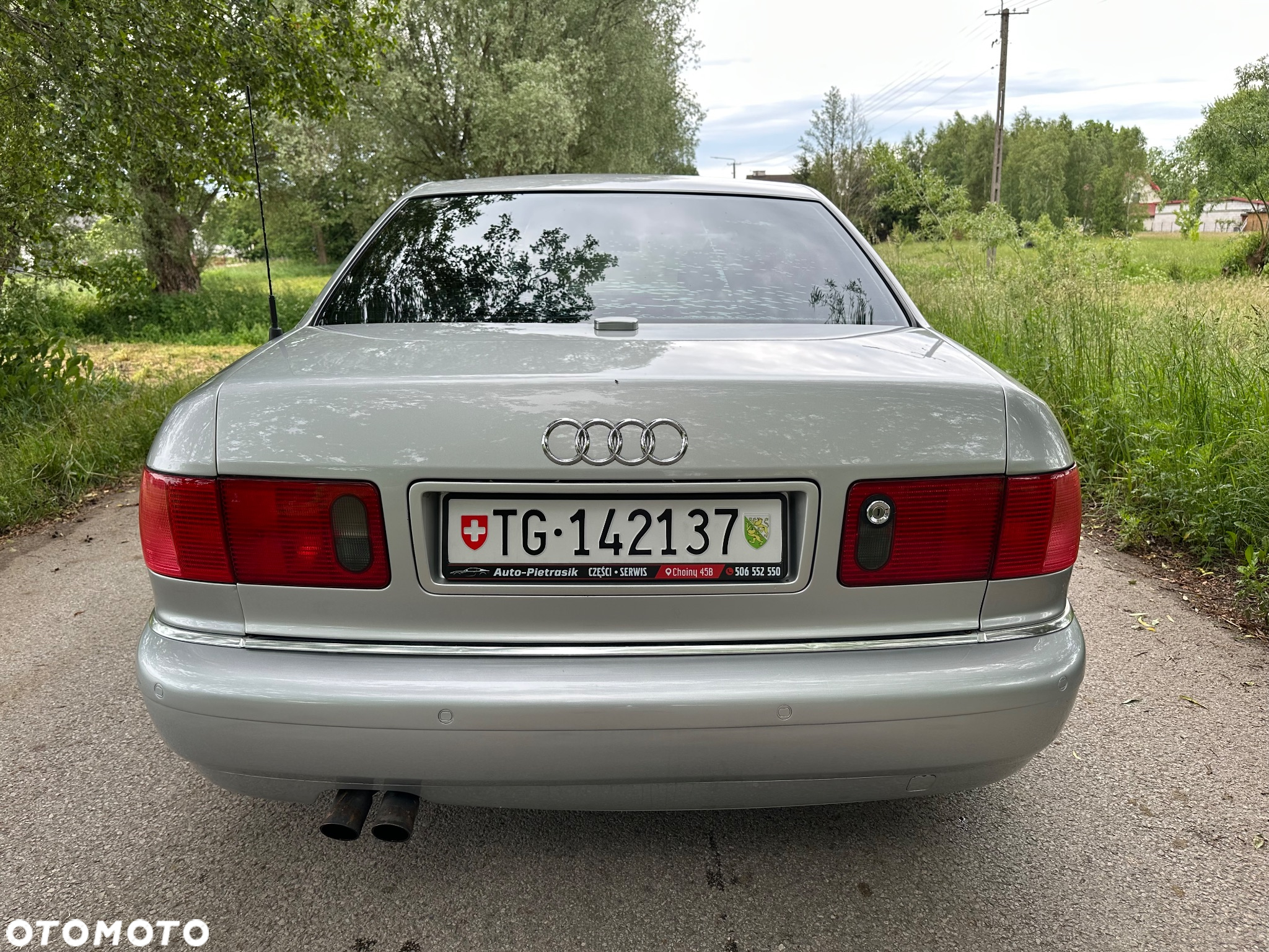 Audi A8 4.2 L Quattro - 9