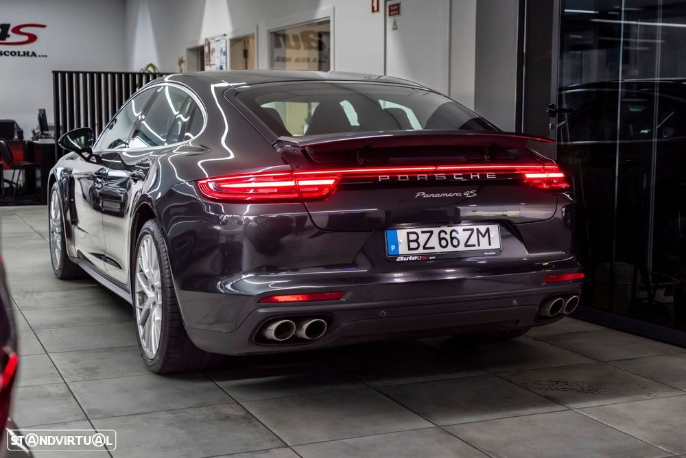 Porsche Panamera 4 S - 6