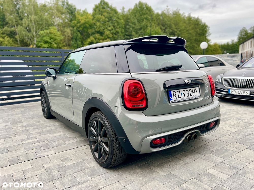 MINI Cooper S Sport-Aut - 4
