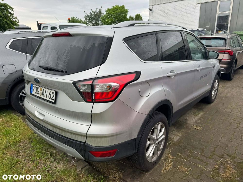 Ford Kuga - 3