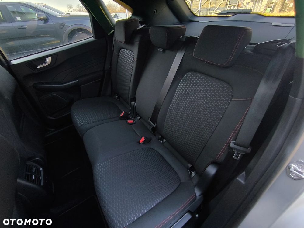 Ford Kuga 2.5 FHEV FWD ST-Line eCVT - 12