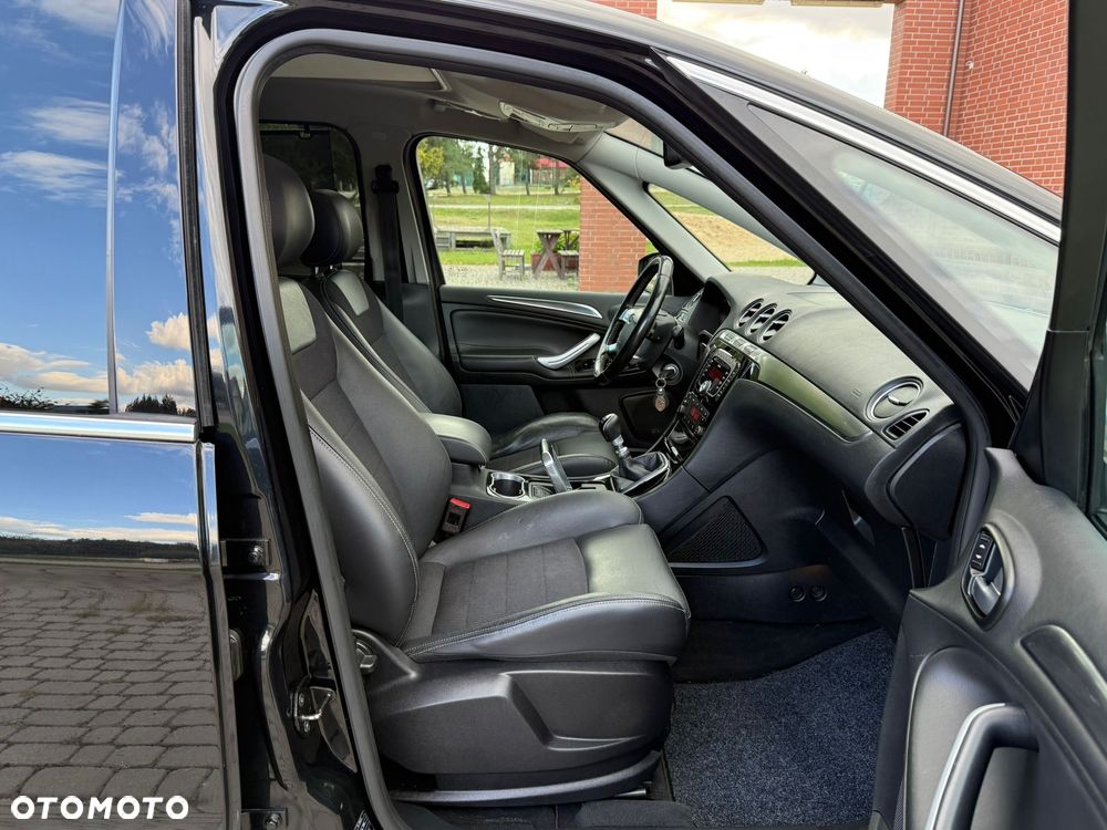 Ford S-Max 2.0 TDCi DPF Titanium - 12