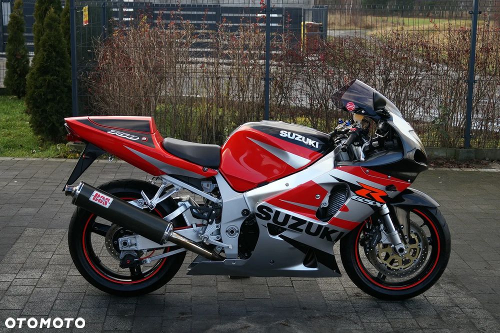 Suzuki GSX-R - 6
