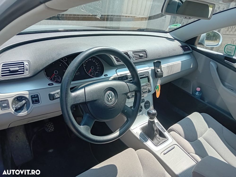 Volkswagen Passat - 6