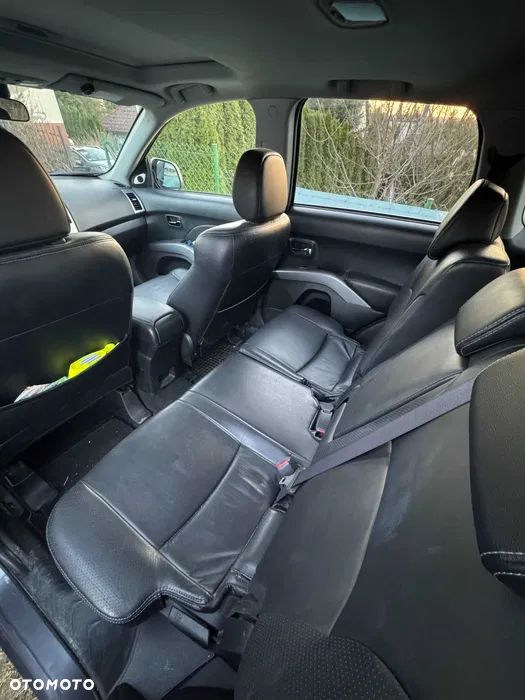 Mitsubishi Outlander 2.0 DI-D 4WD Instyle - 5