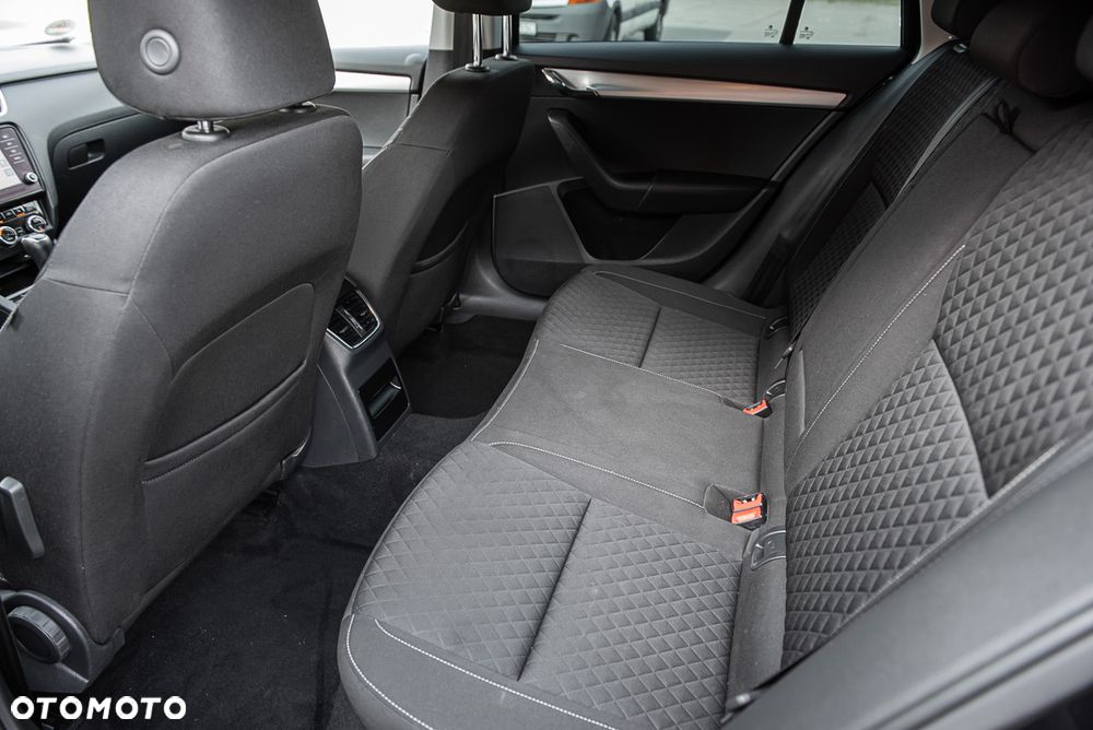 Skoda Octavia 2.0 TDI Drive DSG - 28