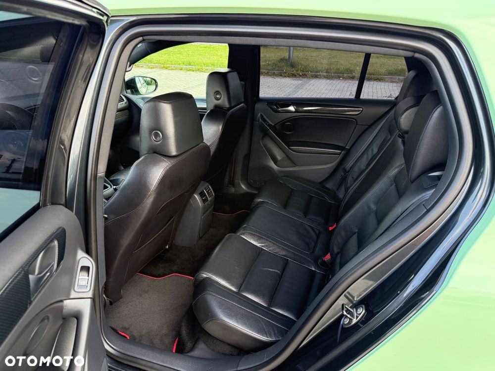 Volkswagen Golf 2.0 GTI - 17