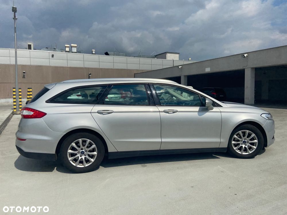 Ford Mondeo 2.0 TDCi Titanium PowerShift - 11