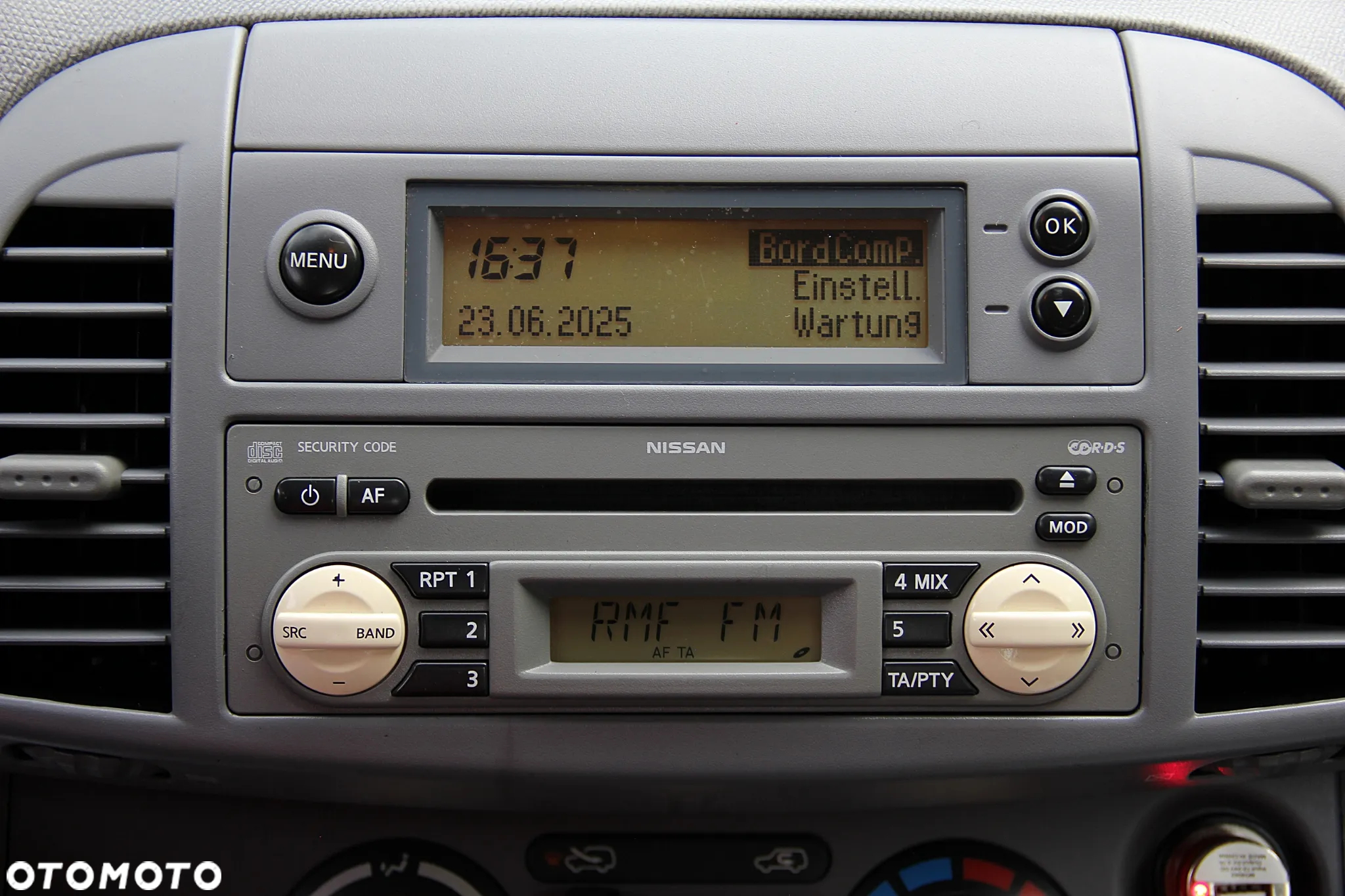 Nissan Micra - 24