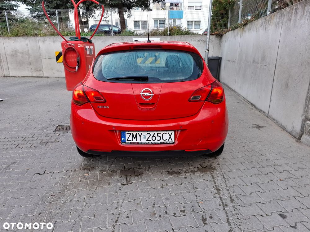 Opel Astra 1.6 Cosmo - 6