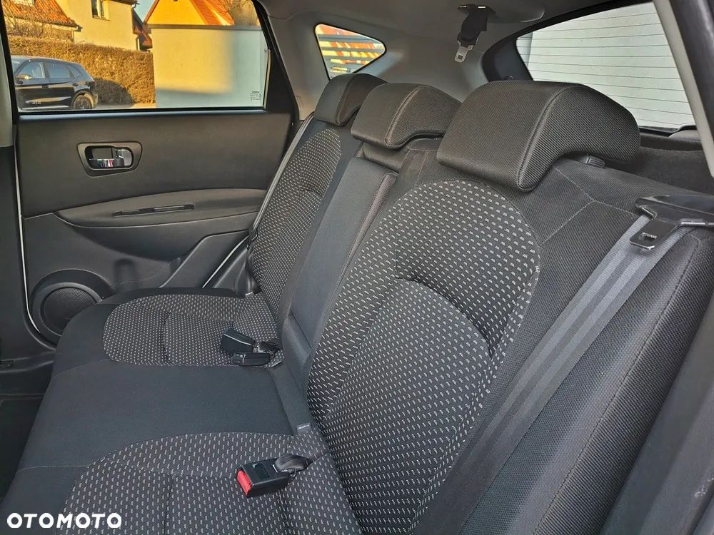 Nissan Qashqai 1.5 dCi DPF acenta - 23