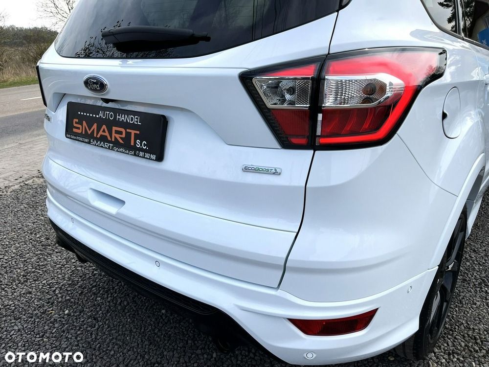 Ford Kuga 1.5 EcoBoost 2x4 ST-Line - 25