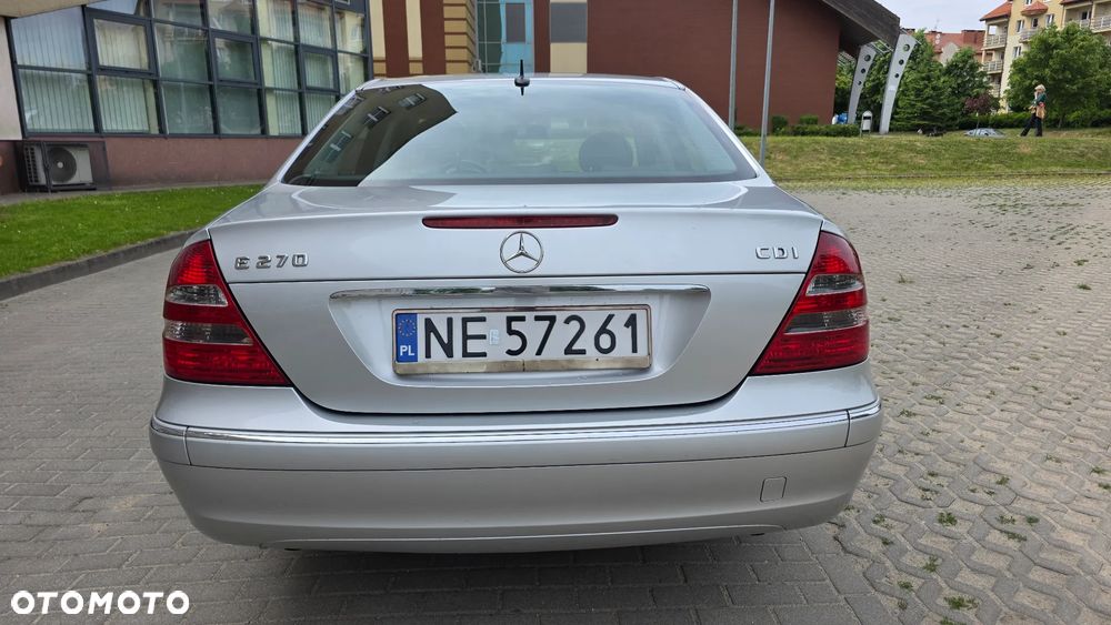 Mercedes-Benz Klasa E - 7