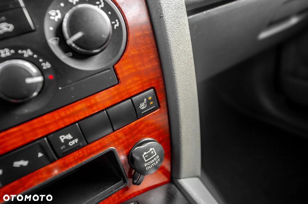 Jeep Grand Cherokee 4.7 Automatik Limited - 30