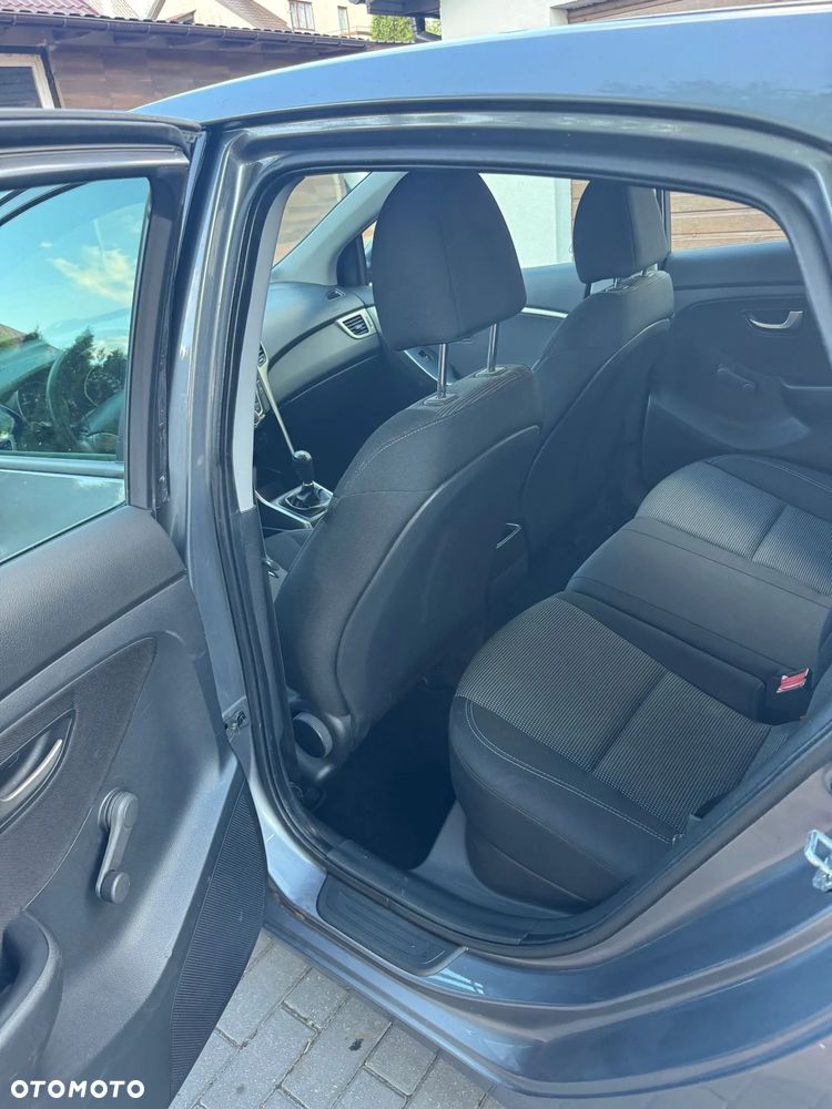 Hyundai i30 - 18