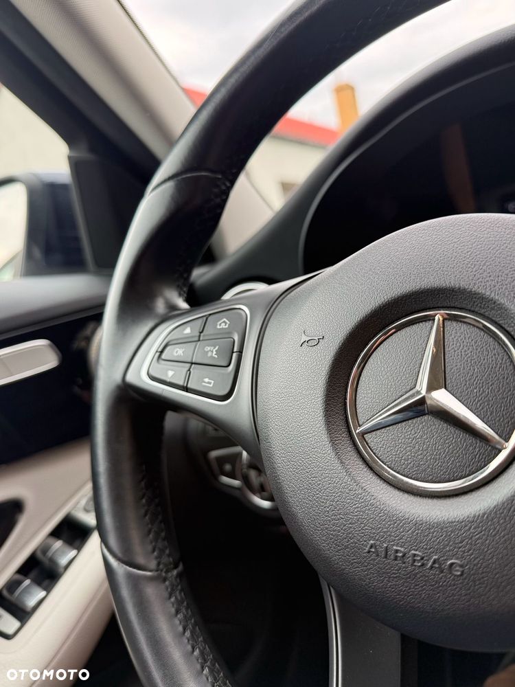 Mercedes-Benz Klasa C 180 7G-TRONIC - 14