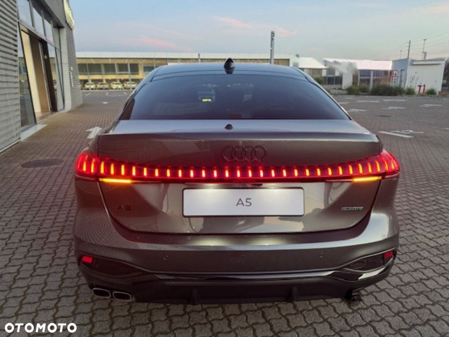 Audi A5 Limousine - 3
