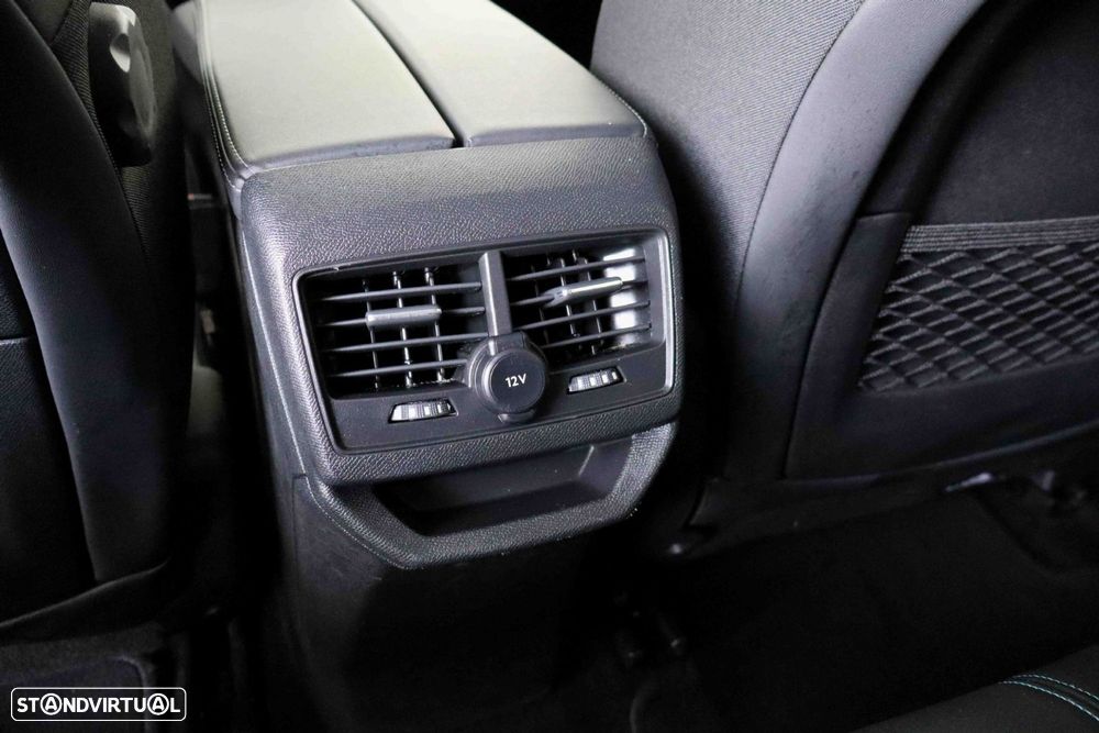 Peugeot 3008 1.6 Hybrid Allure e-EAT8 - 46