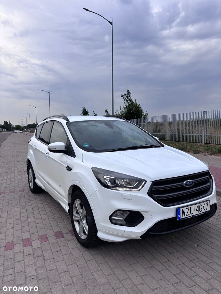 Ford Kuga 1.5 EcoBoost 4x4 ST-Line - 2