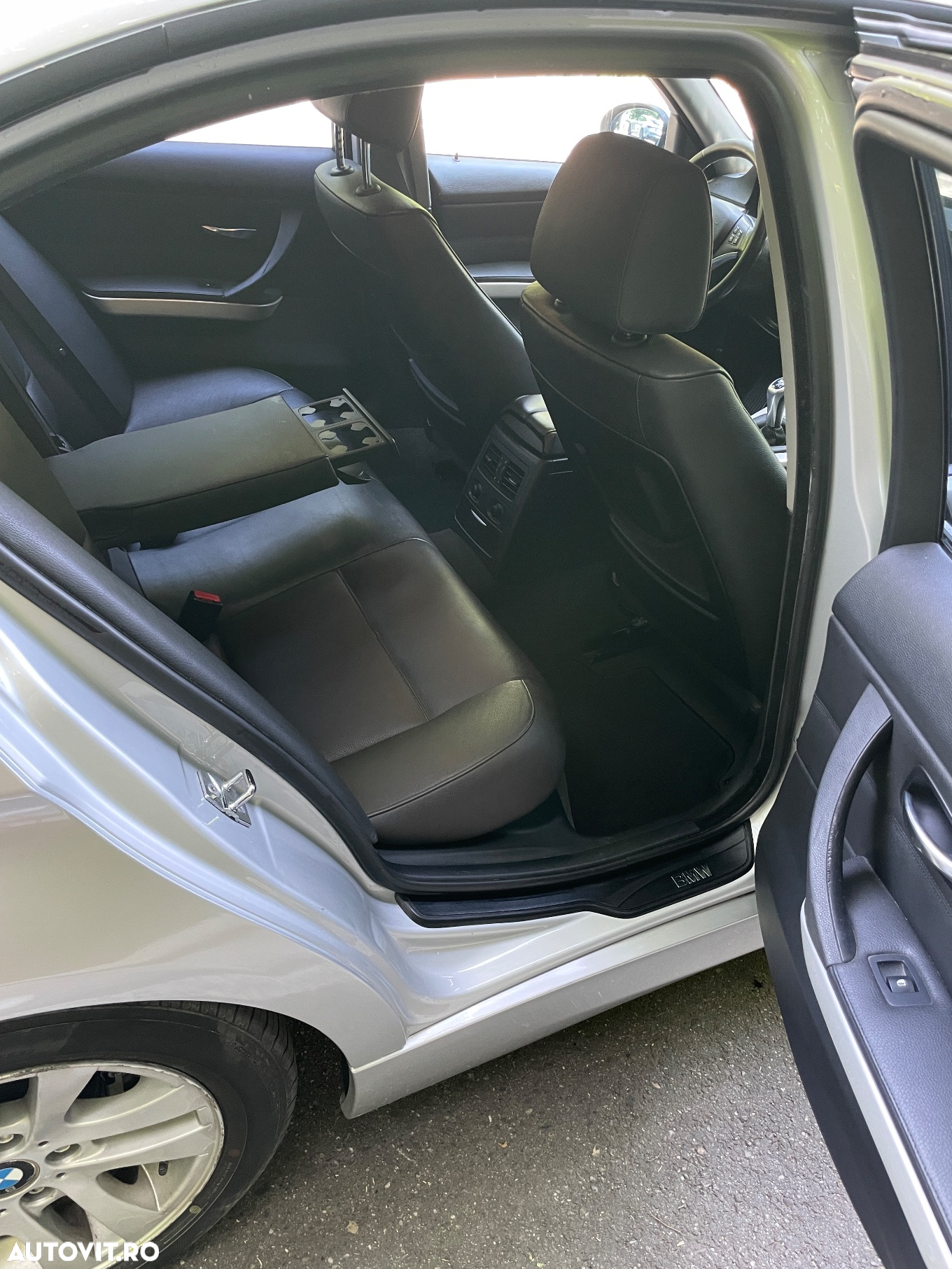BMW Seria 3 320d - 10
