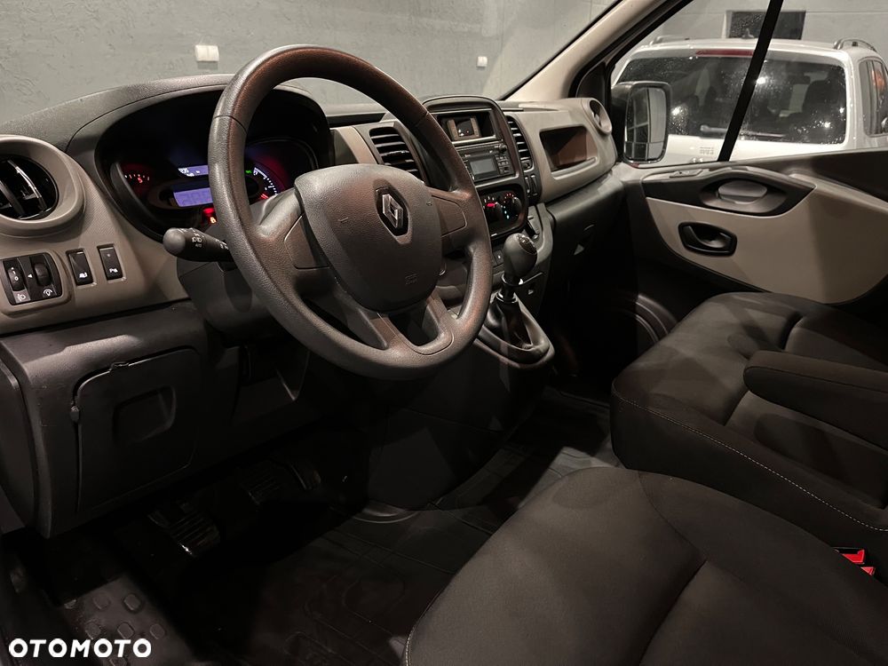 Renault Trafic Combi Expression - 11