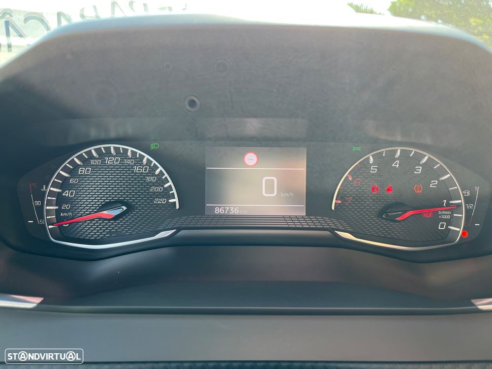 Peugeot 2008 1.5 BlueHDi Active Pack - 30