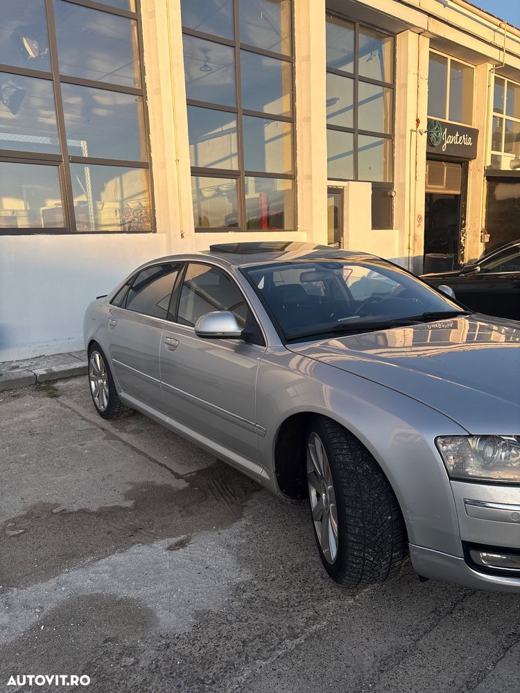 Audi A8 2008 photo 2