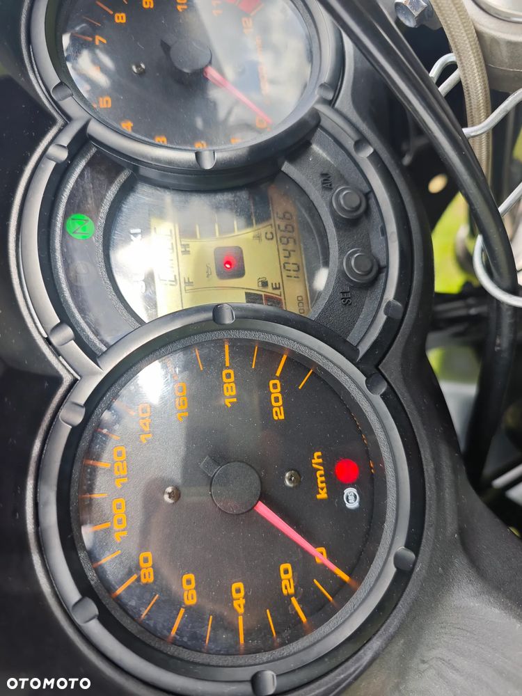 Suzuki DL - 5