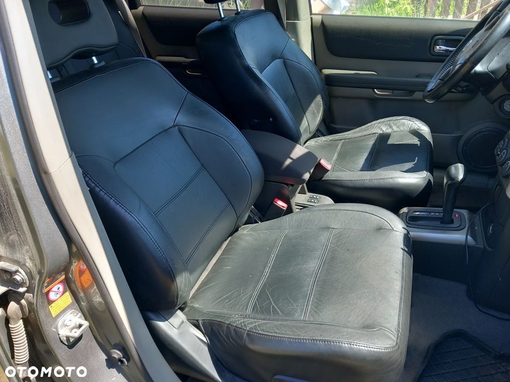 Nissan X-Trail 2.5 4x4 Elegance - 18