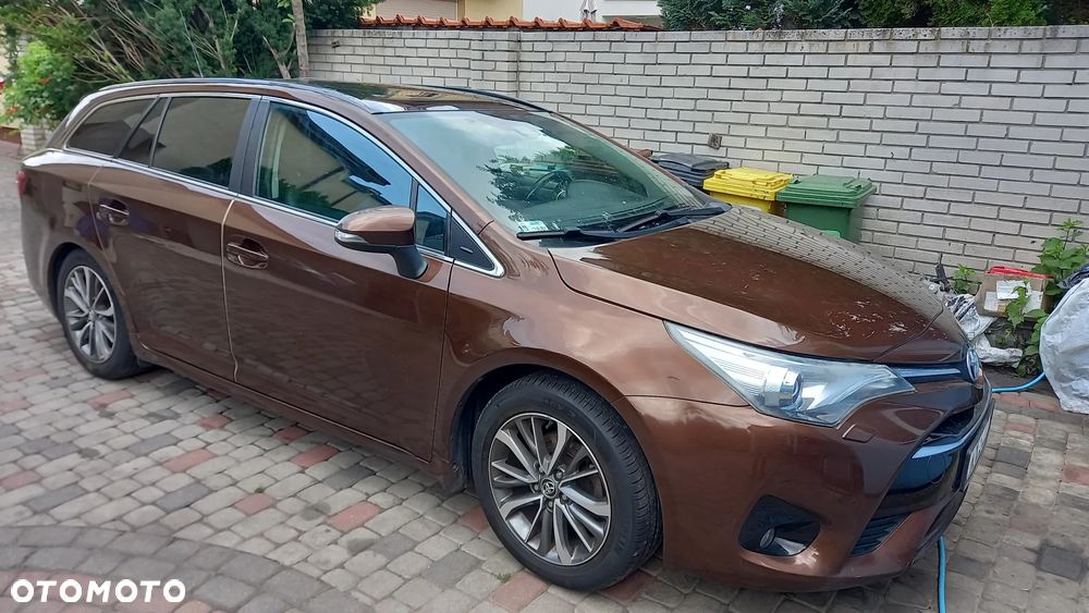 Toyota Avensis 2.0 Prestige MS - 1