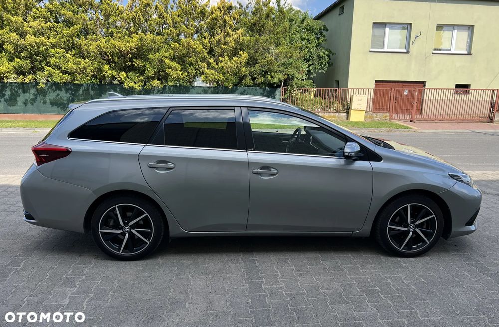 Toyota Auris 1.2 Turbo Edition S+ - 13