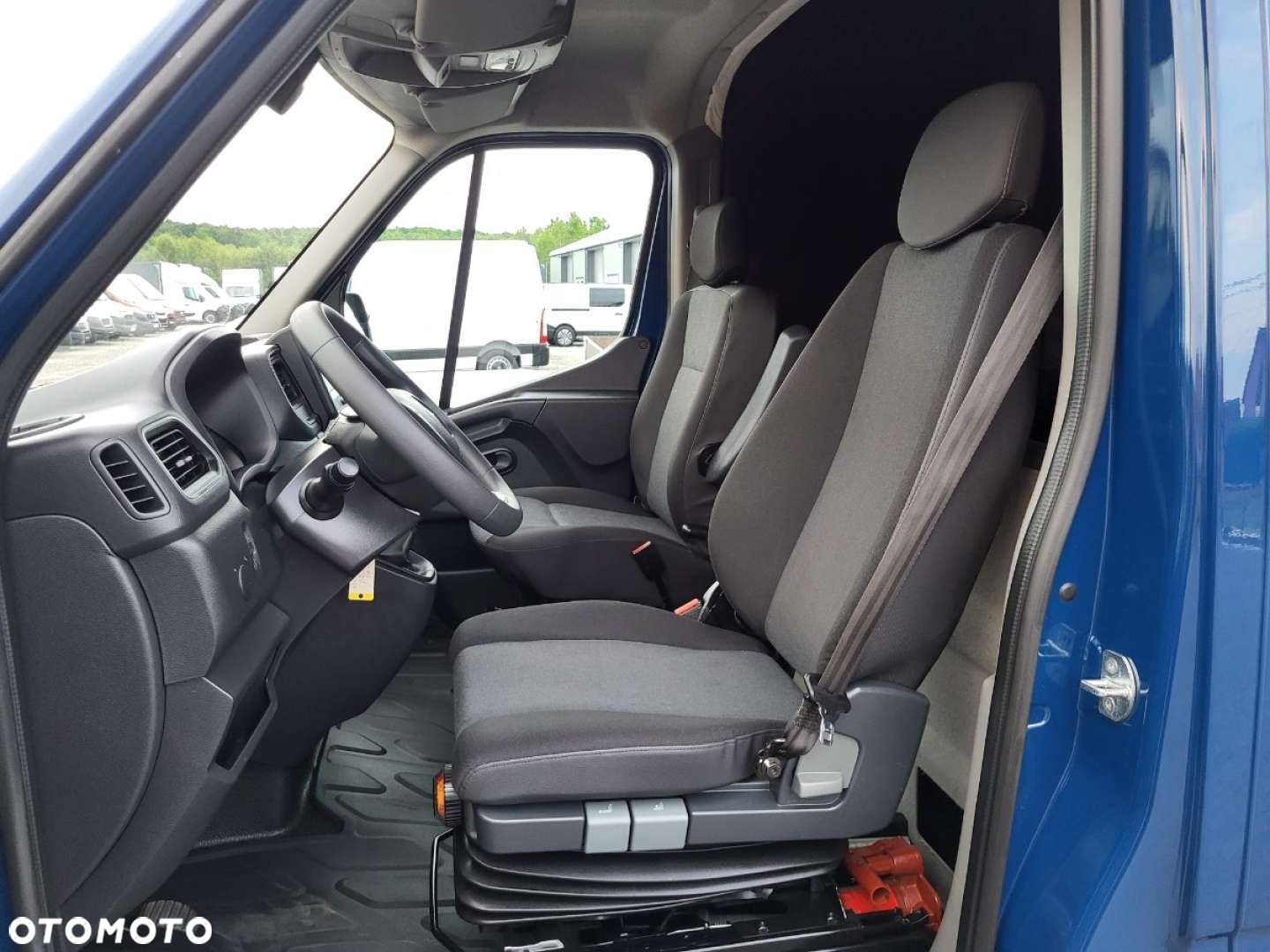 Renault Master Maxi L4H2 Salon Polska - 28