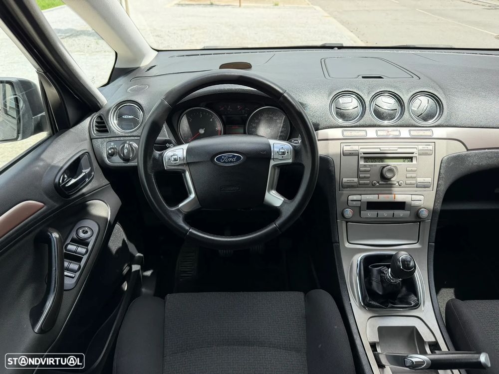 Ford S-Max 1.8 TDCi Titanium 7L - 9