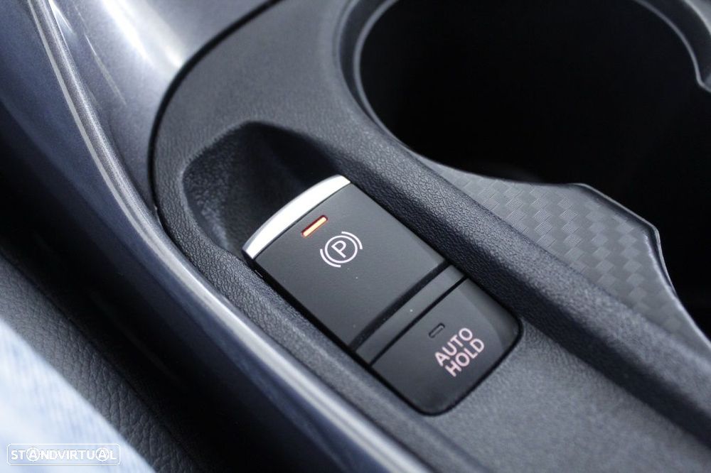 Nissan Juke 1.0 DIG-T N-Connecta DCT - 35