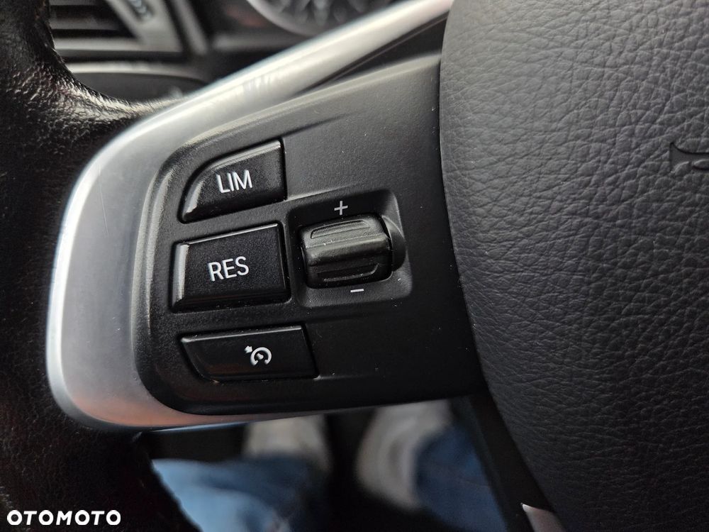 BMW Seria 2 218i Advantage - 35