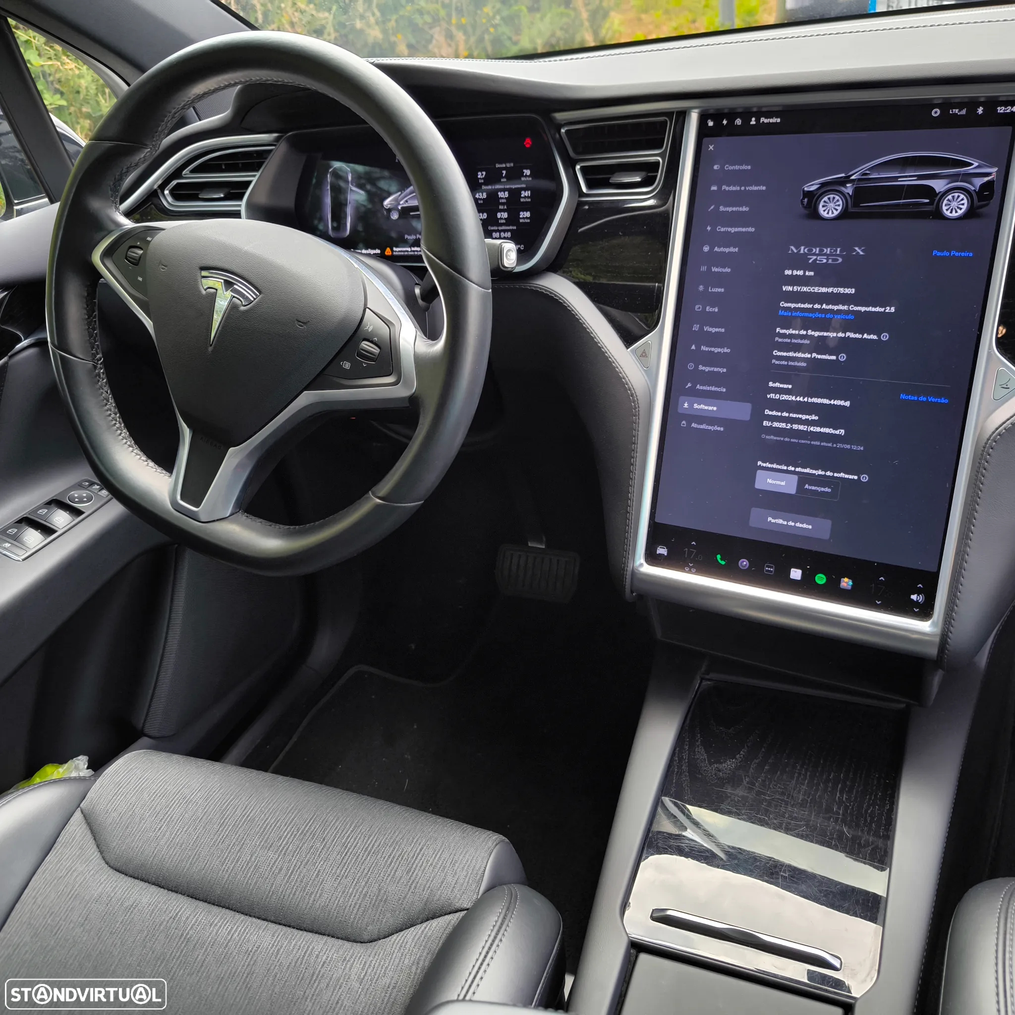Tesla Model X - 6