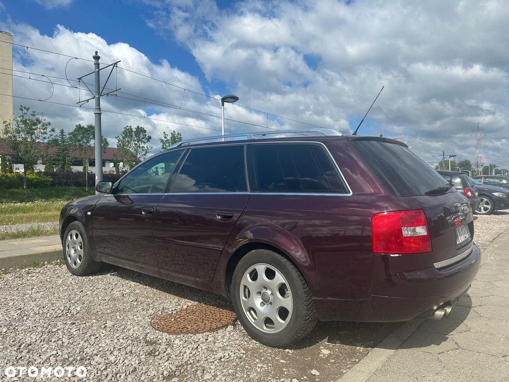 Audi A6 Avant 2.4 - 14