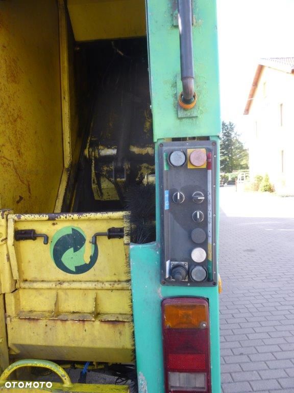 Mercedes-Benz Econic - 14