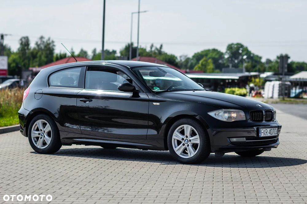 BMW Seria 1 118d - 9