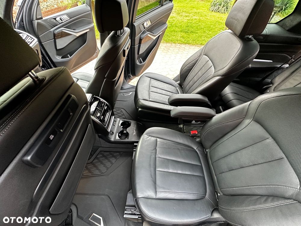 BMW X7 xDrive40i - 16