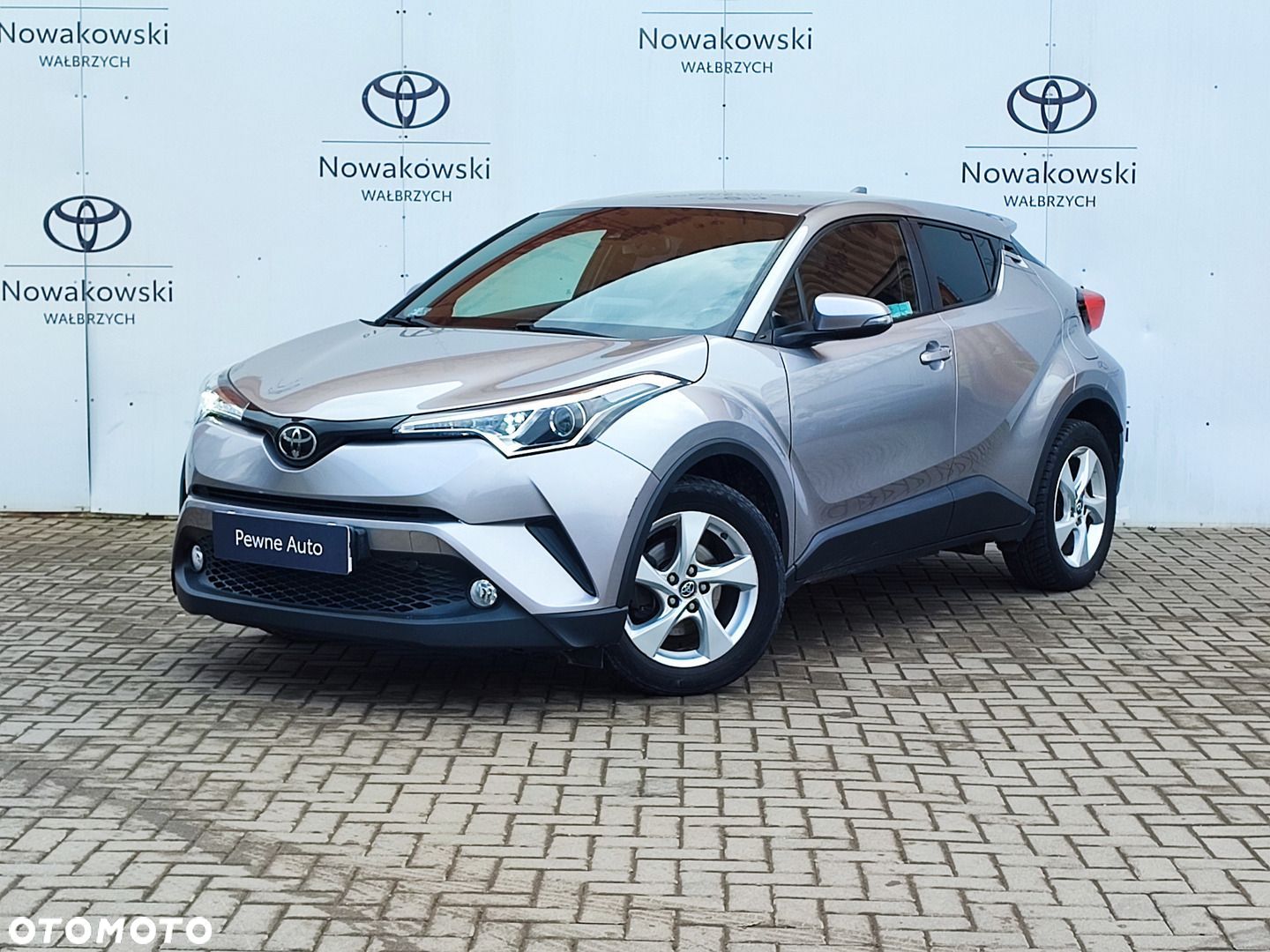 Toyota C-HR 1.2 T GPF Premium - 1