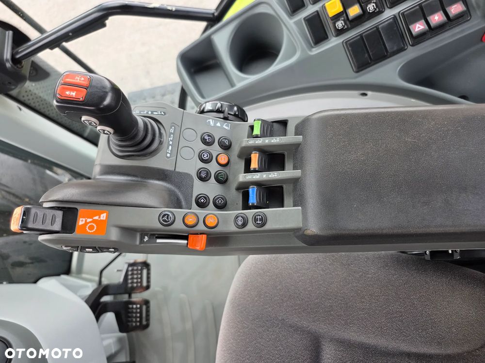 Claas Arion 610 Cis - 17