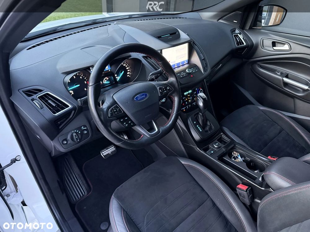 Ford Kuga 2.0 TDCi AWD ST-Line - 23