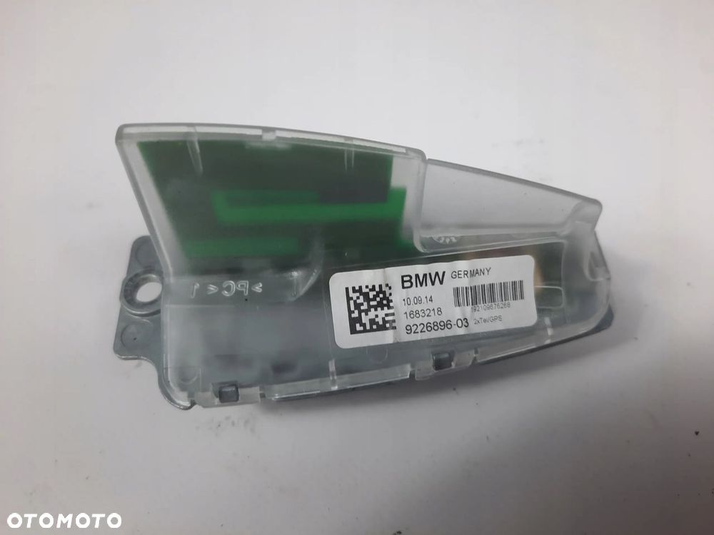 bmw e90 e91 e84 e70 F10 antena dachowa GPS - 2