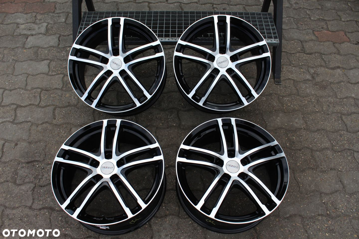 DEZENT 18cali 5x112 ET42 7,5J AUDI SKODA SEAT VW - 2