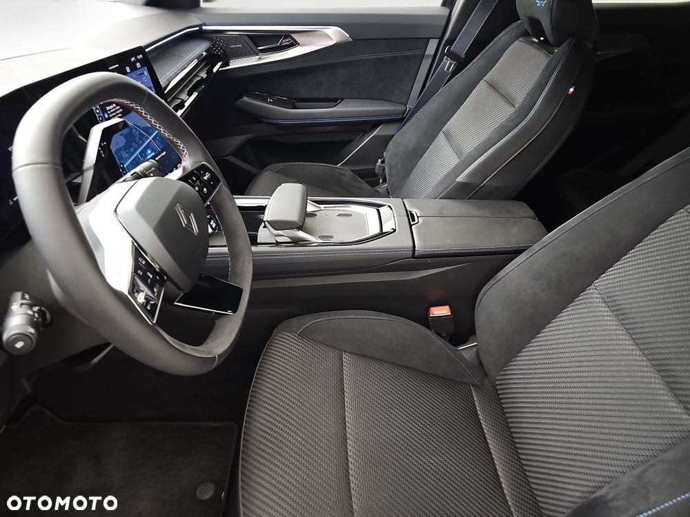 Renault Austral 1.3 TCe mHEV Iconic - 10