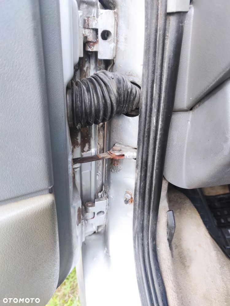 Volkswagen Multivan Standard - 17