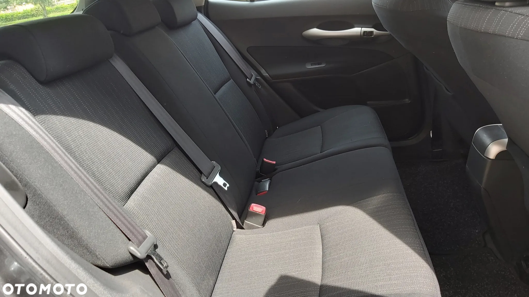 Toyota Auris 2.0 D-4D Executive - 12